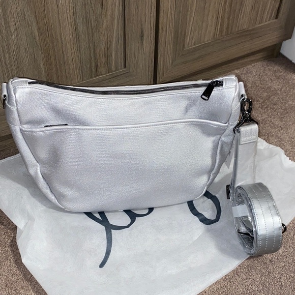 Lug Harmony Matte Luxe VL Crossbody Bag- Silver - Picture 2 of 3
